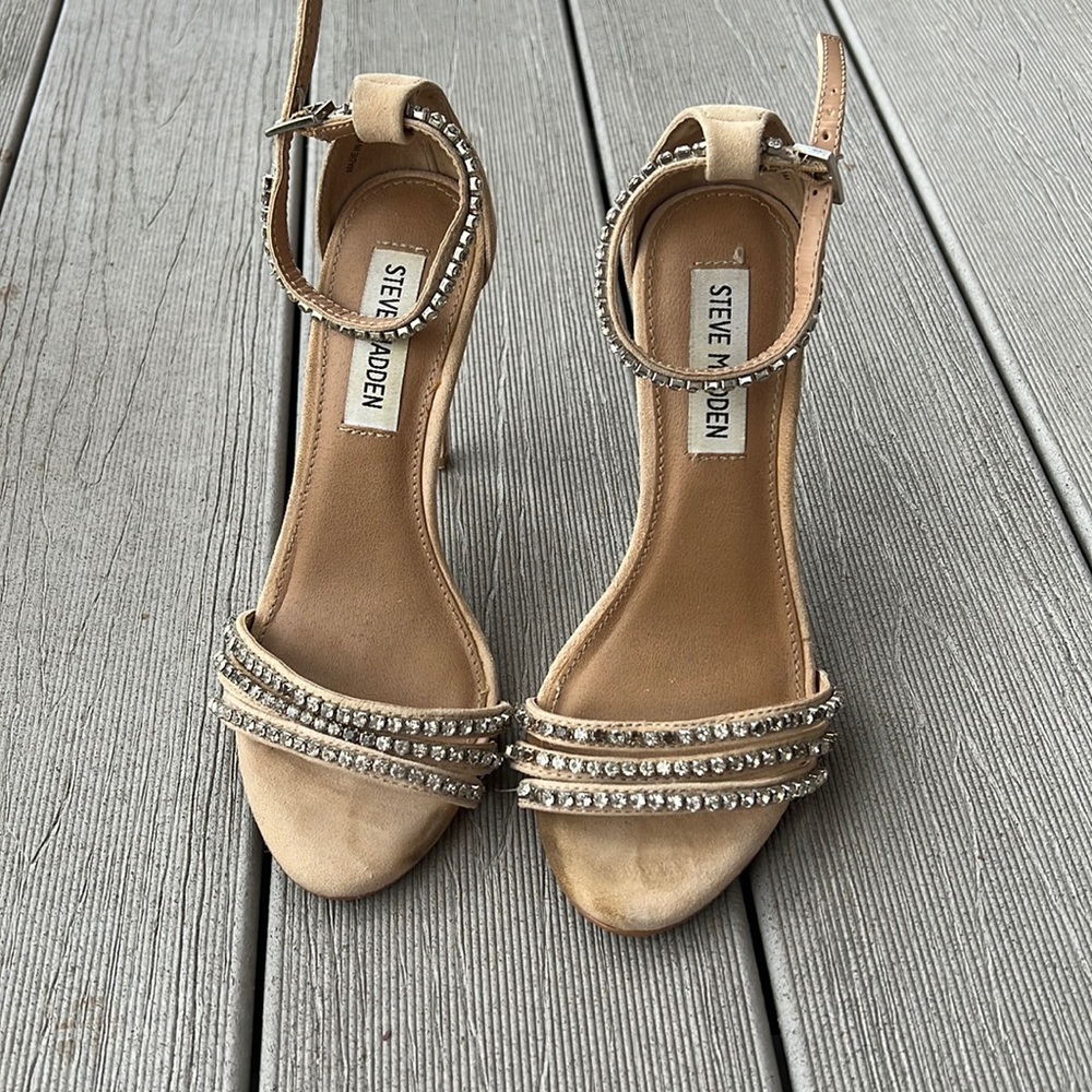 Steve Madden Nude Heels
